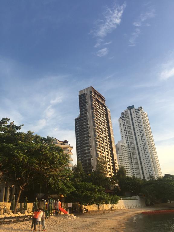 Club Royal Suites Pattaya Ngoại thất bức ảnh
