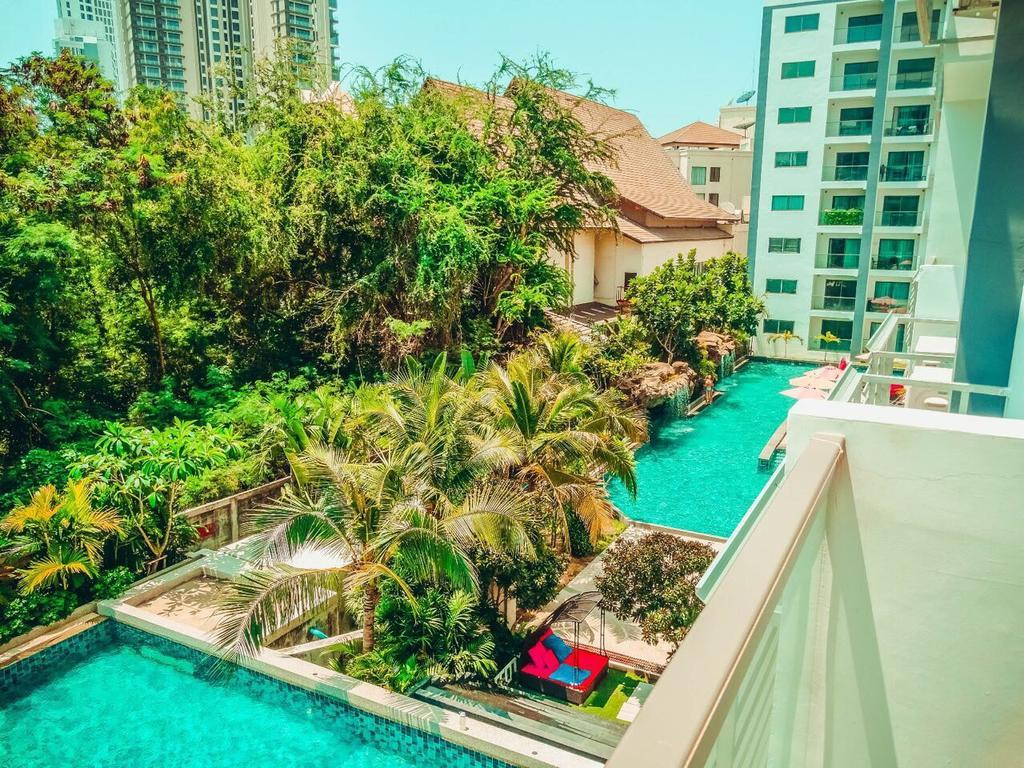 Club Royal Suites Pattaya Ngoại thất bức ảnh