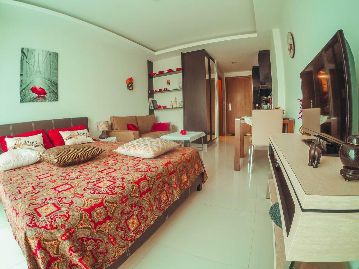 Club Royal Suites Pattaya Ngoại thất bức ảnh
