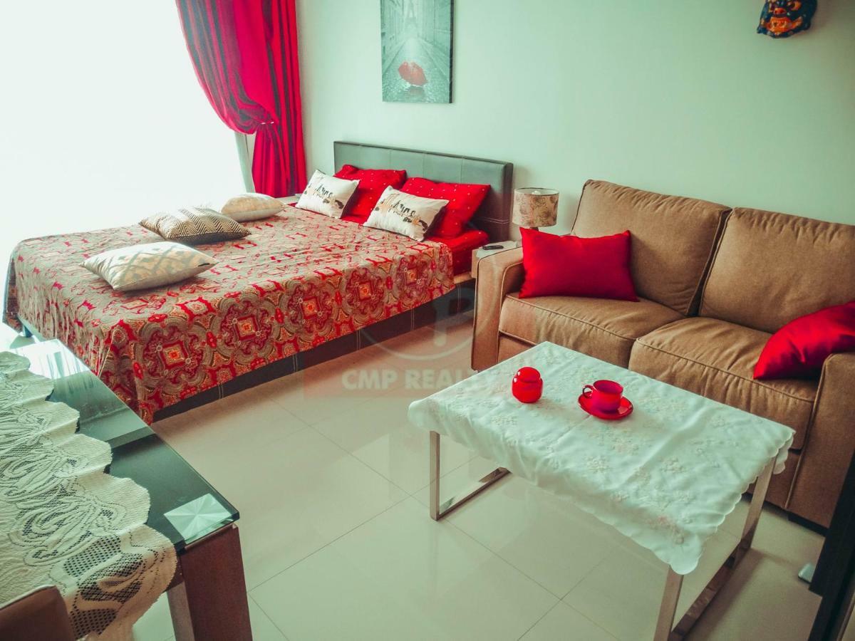 Club Royal Suites Pattaya Ngoại thất bức ảnh